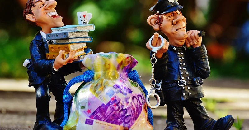 Les charges fiscales : la CFE, l'impôt sur le revenu et autres subtilités